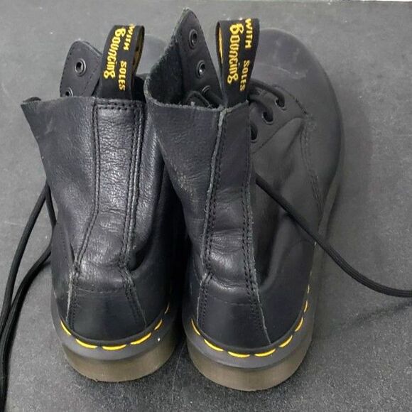Dr. Martens Black Leather Pascal Combat Boots - Size 8 - Picture 8 of 11